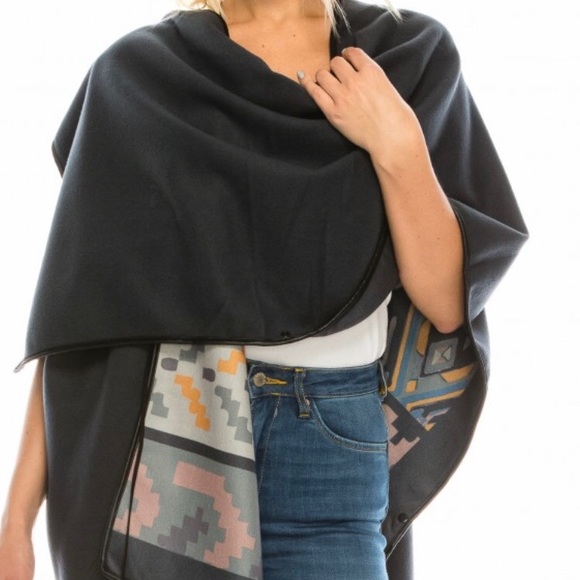 fleece printed poncho